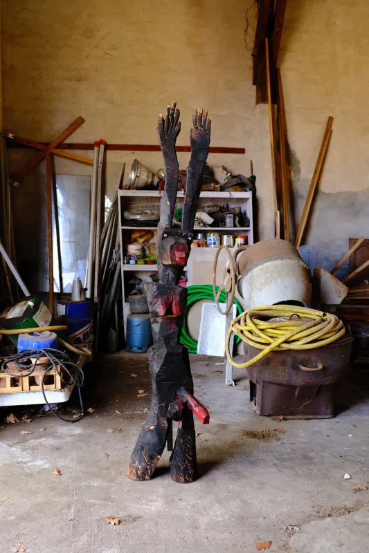 Haut les mains, noir